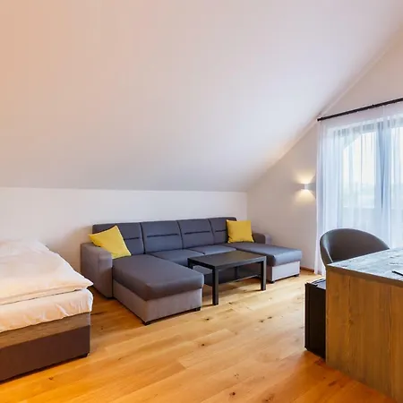 Restaurace A Pod Lipami 4* Metylovice