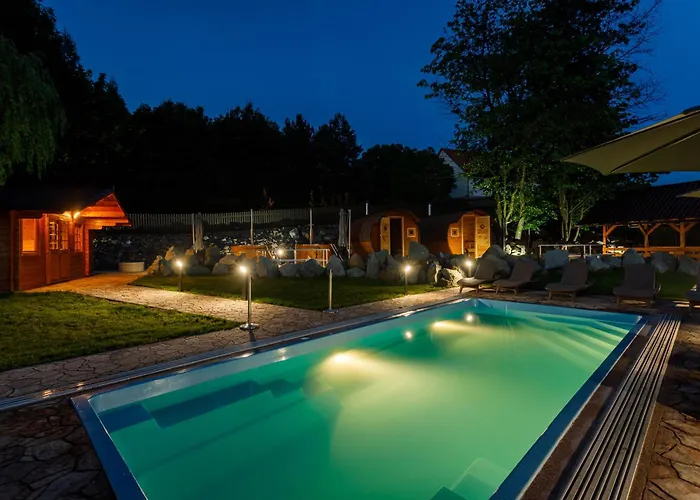Restaurace A Pod Lipami 4* Metylovice