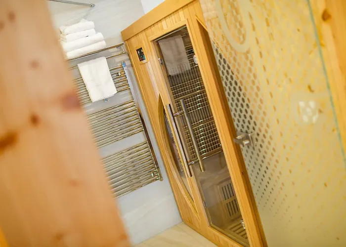 Restaurace A Pod Lipami 招待所 Metylovice