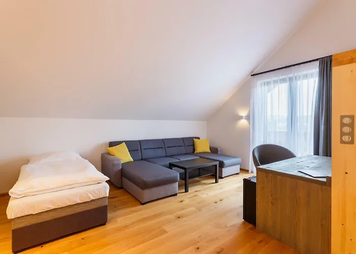 Restaurace A Pod Lipami 4* Metylovice